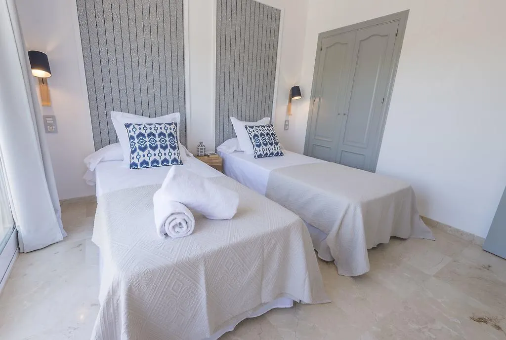 Vacation Marbella I Nueva Andalucia Golf Getaway Apartment