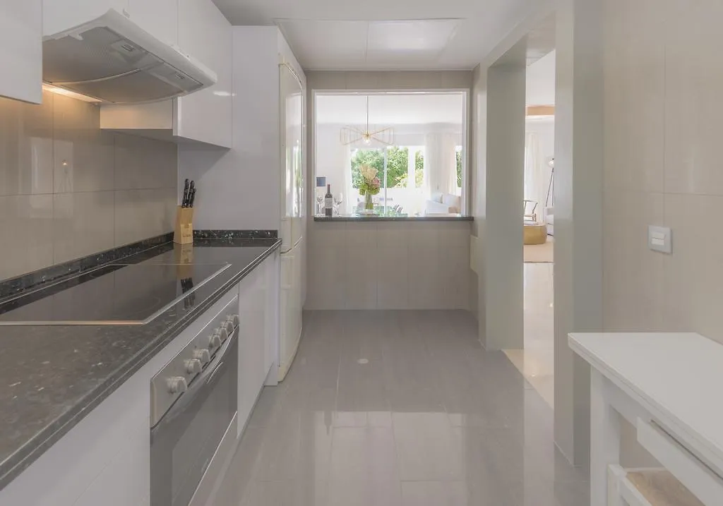 Vacation Marbella I Nueva Andalucia Golf Getaway Apartment Spain