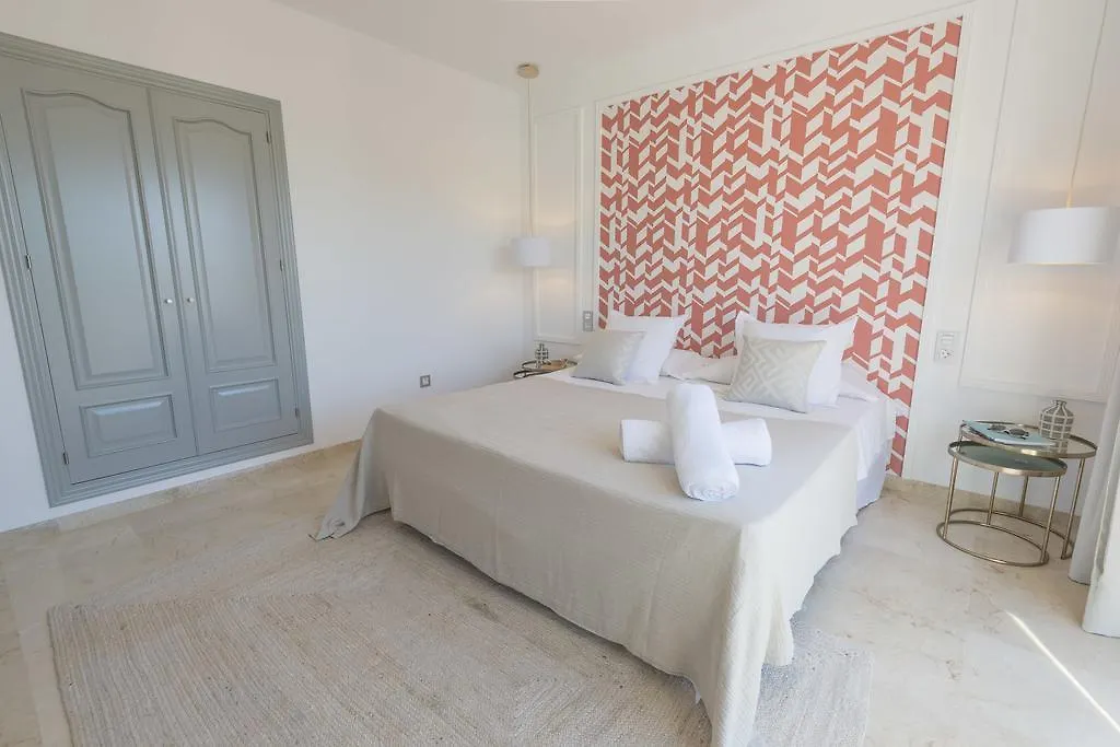 Vacation Marbella I Nueva Andalucia Golf Getaway Apartment