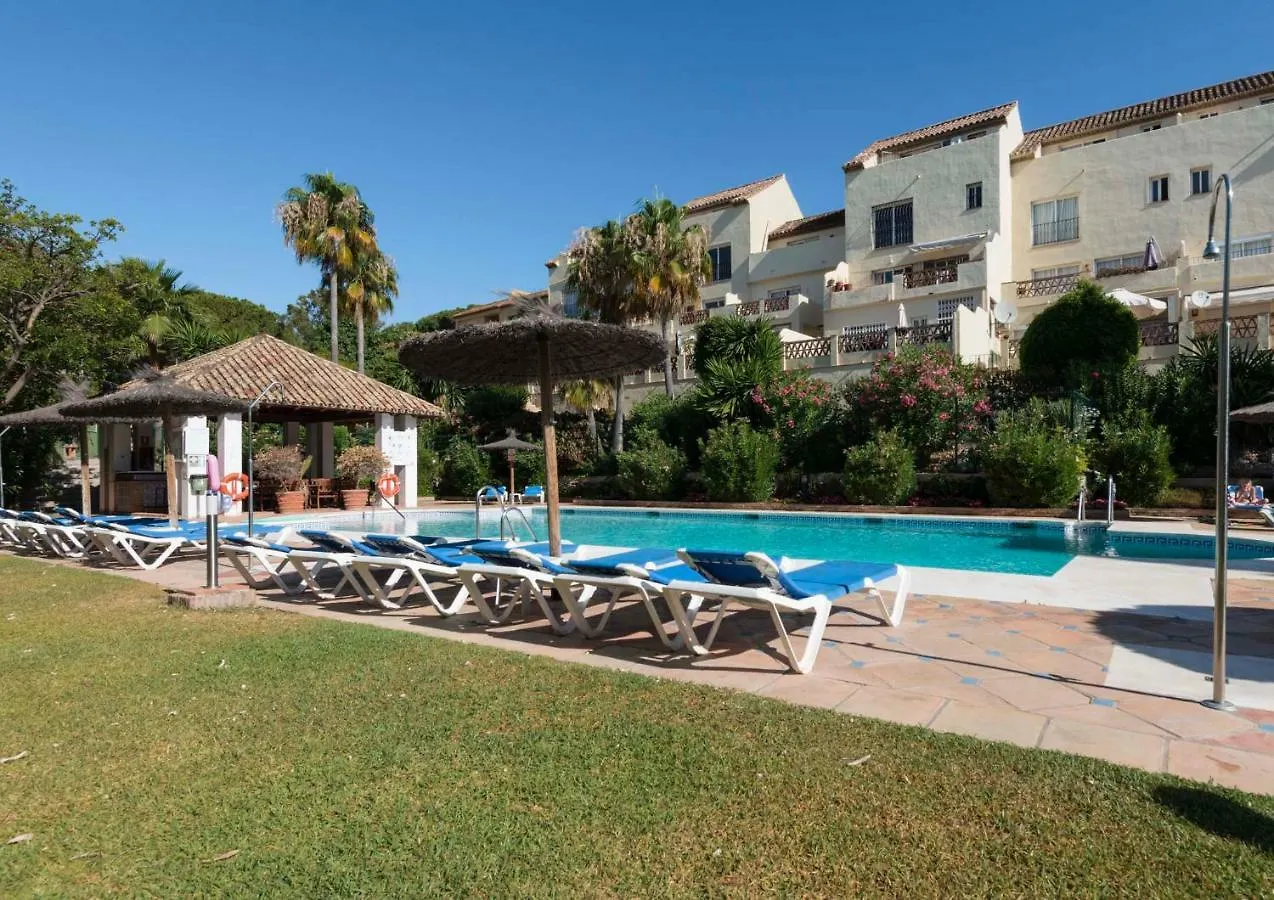 Vacation Marbella I Nueva Andalucia Golf Getaway Apartment
